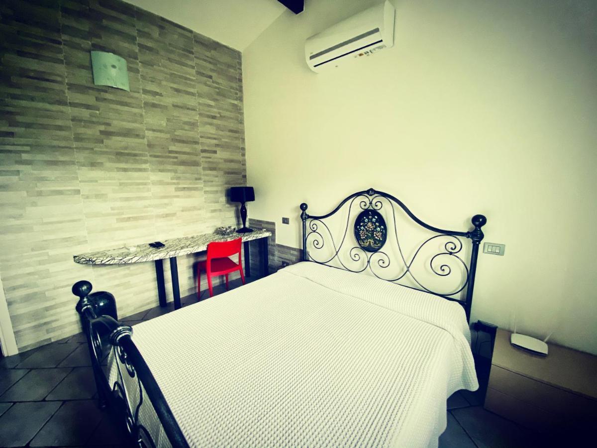 Casa Vacanze Gli Ulivi Borgomaro Εξωτερικό φωτογραφία