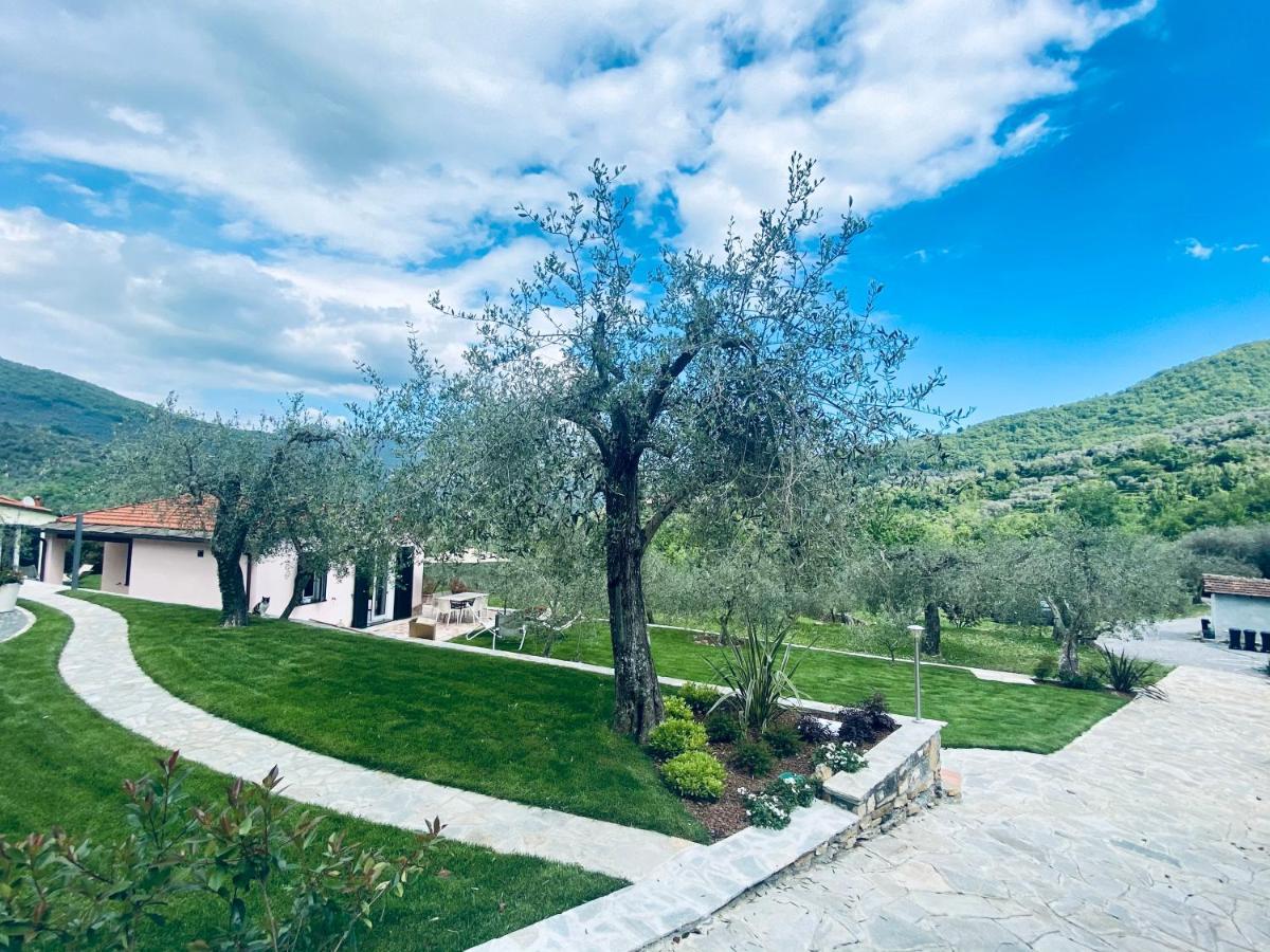 Casa Vacanze Gli Ulivi Borgomaro Εξωτερικό φωτογραφία